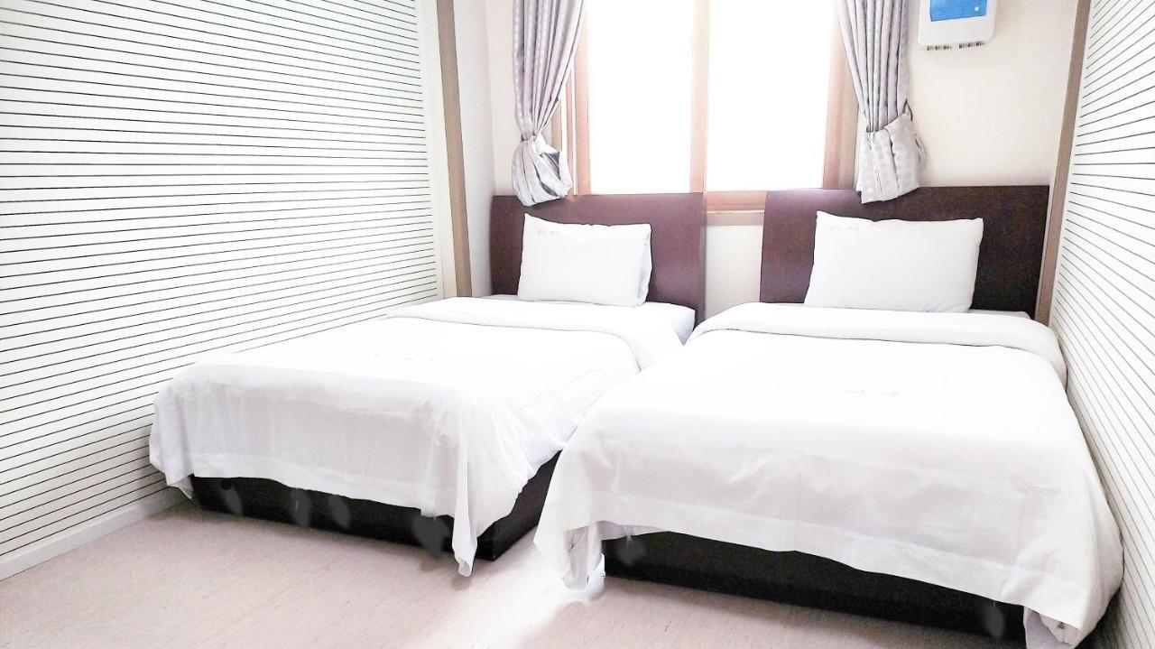 Golden Park Hotel Чечжу Екстер'єр фото
